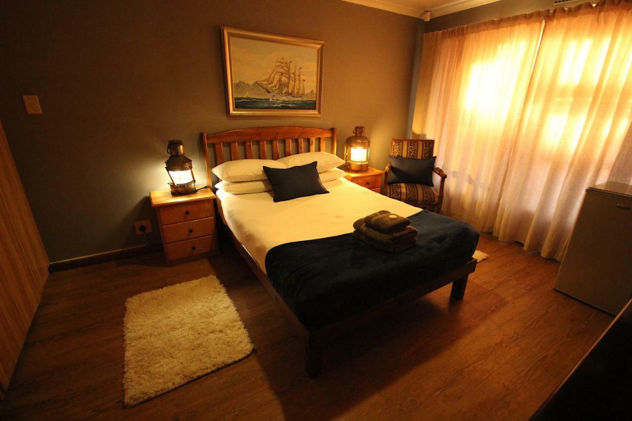 Saltycrax Backpackers And Surf Hostel By Curiocity Bloubergstrand Esterno foto