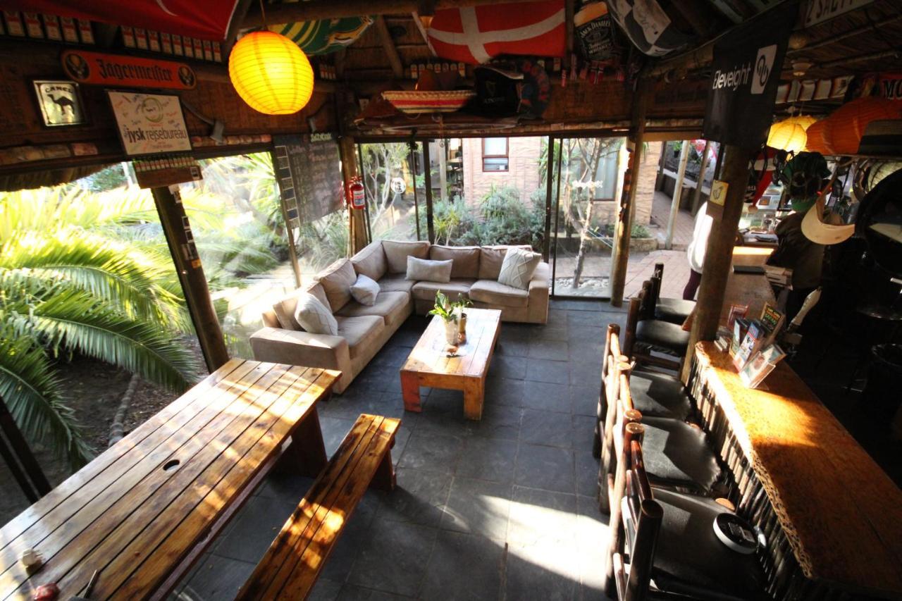 Saltycrax Backpackers And Surf Hostel By Curiocity Bloubergstrand Esterno foto